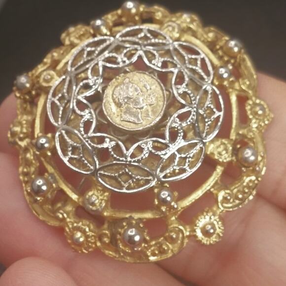 Etruscan Medallion Brooch Pin Vintage Napoleon Coin Round Open Work Filigree - Picture 4 of 10